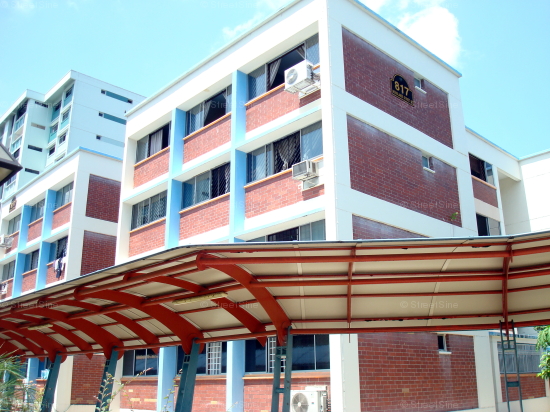 Blk 817 Woodlands Street 82 (Woodlands), HDB Executive #351812